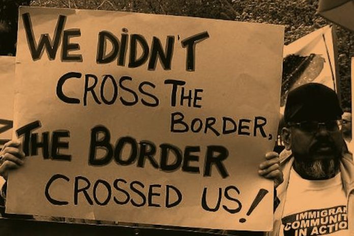 0b8dcc88e0e5b88a3cbc46df1e3eedb1 Chicano protestors