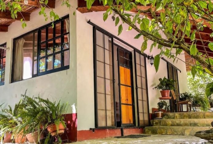 275716028_5266424290077115_6647681753463693582_n An eco home