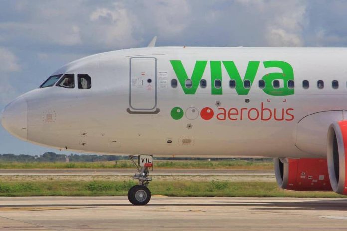 449052096_1067450724750549_333048757303097365_n A VivaAerobus airplane