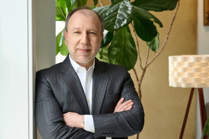 JorgeGuajardo_850 Jorge Guajardo head shot