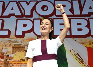 Polls on Morena’s judicial reform show the majority of Mexicans support it Claudia Sheinbaum at a meeting with legislators