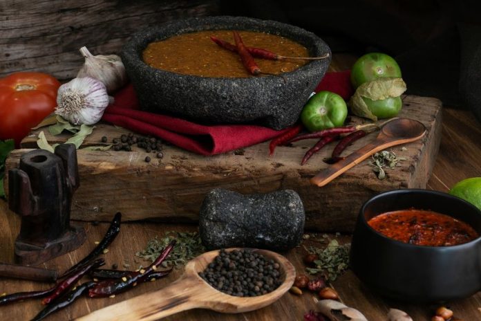 shutterstock_1134624572 A molcajete