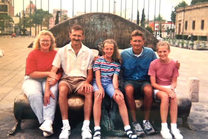 TravisBembenekFamily_850 Family in Guadalajara